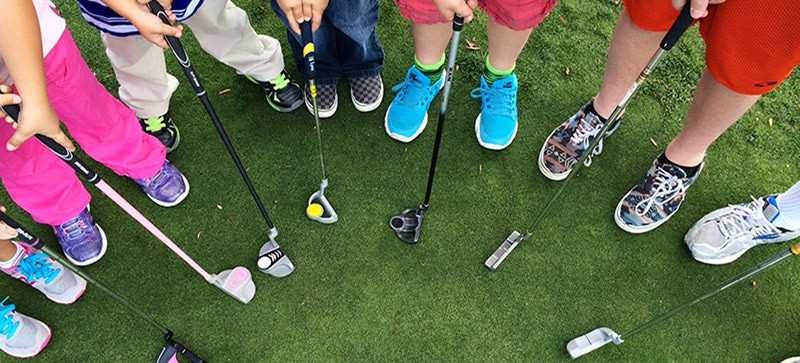 niños campamento verano
