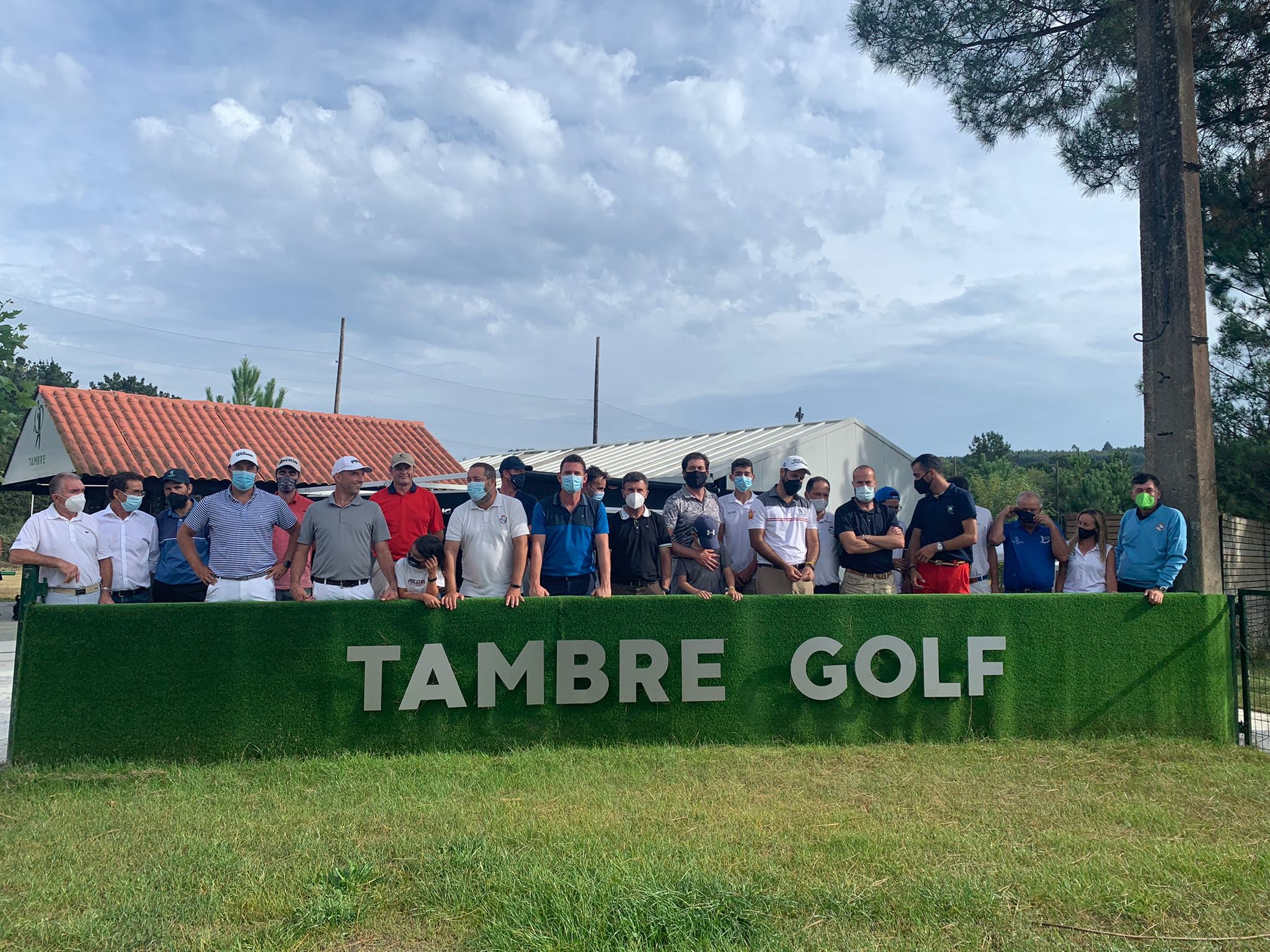 profesionales tambre golf